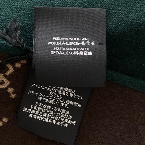 Gucci Monogram Logo Wool & Silk Blend Scarf Green & Brown - Picture 6 of 9